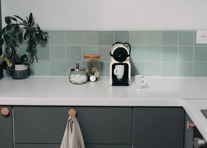 Grange Petite Brise Bord De アパート